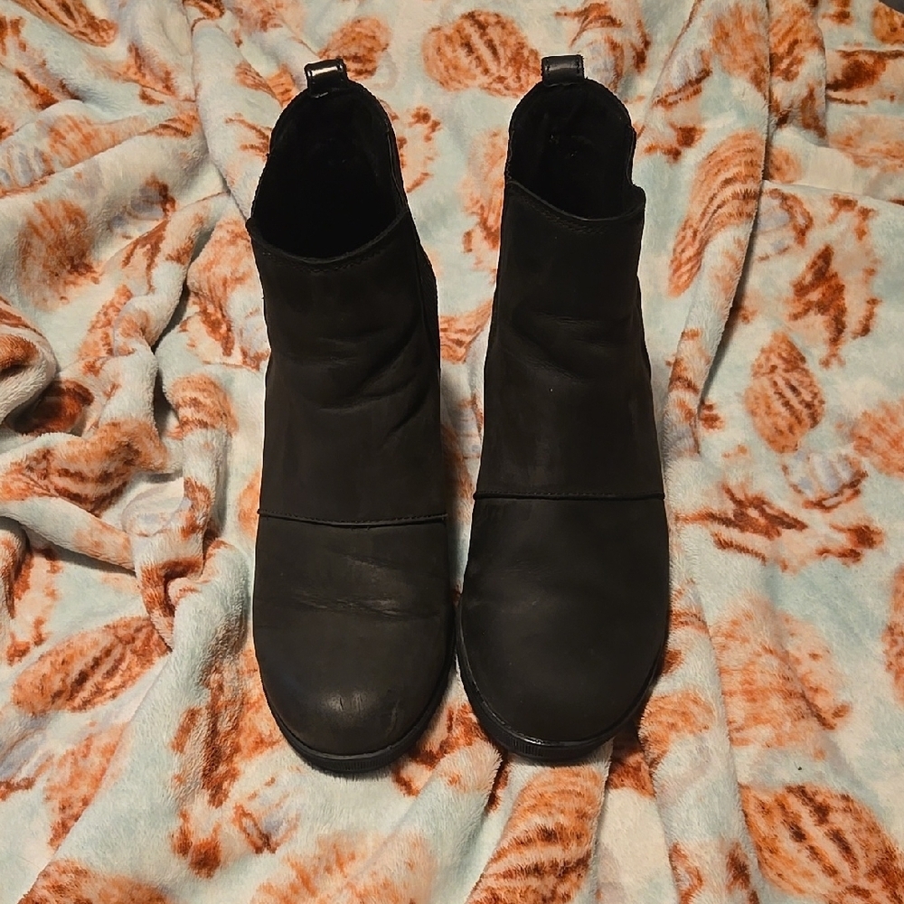 Sorel Joan of Arctic Wedge Black Ankle Booties